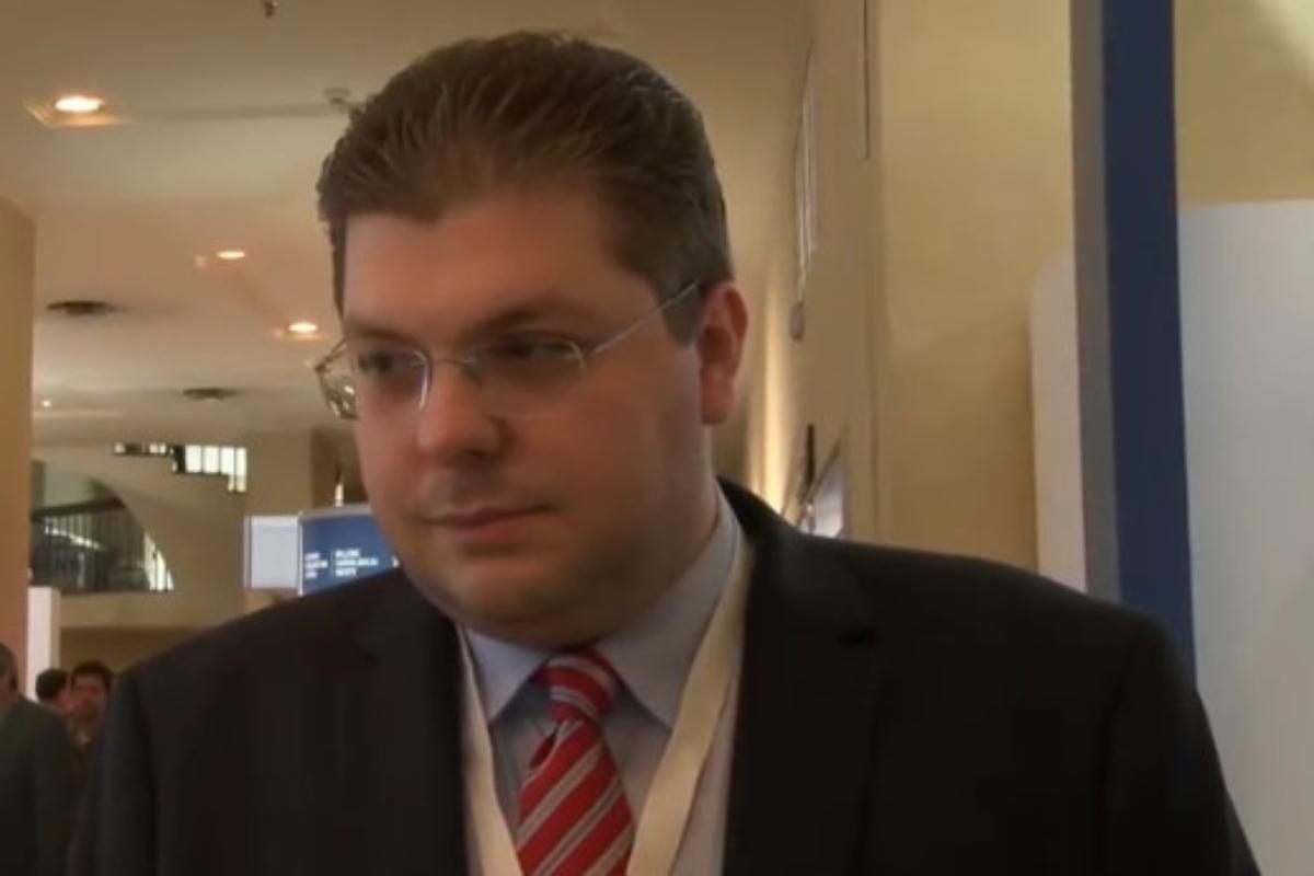 Παπανικολάου για εκλογές ΕΟΚ: «Λυπούμαστε για τις μεθοδεύσεις Λιόλιου και Φασούλα - Θα επιβληθεί με ΚΥΑ η ηλεκτρονική ψηφοφορία»