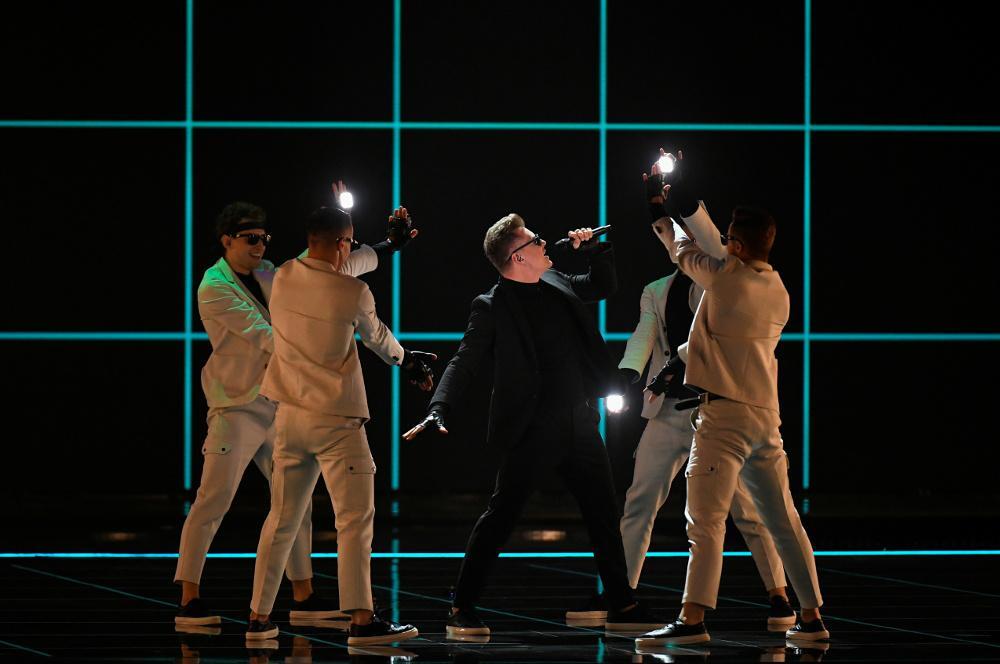 Eurovision 2021: Η γκάφα Καπουτζίδη με το τραγούδι της Πολωνίας