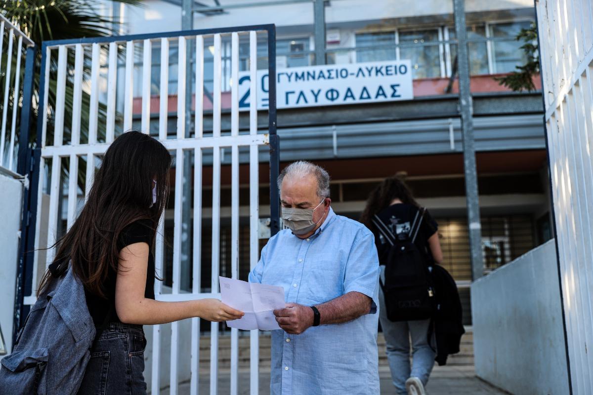 Κορονοϊός: Η «ακτινογραφία» της πρώτης σχολικής εβδομάδας για κρούσματα