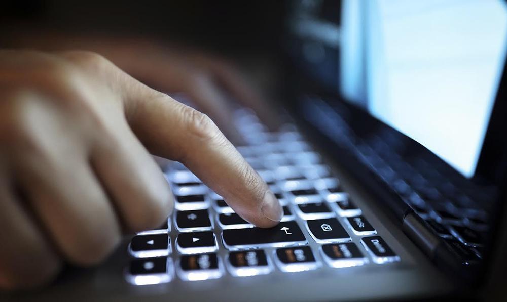 SWIFT σουίφτ τραπεζικές συναλλαγές