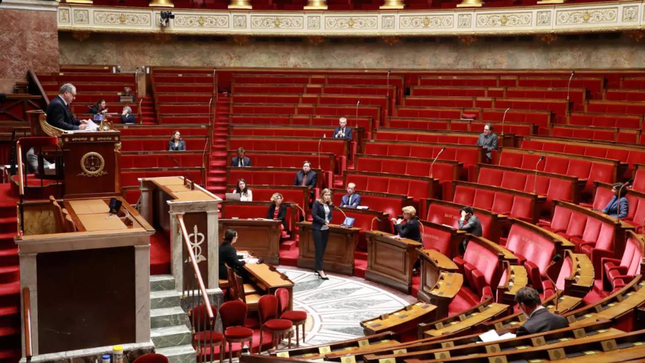 Στην πόση αποχή καίγεται η Δημοκρατία;