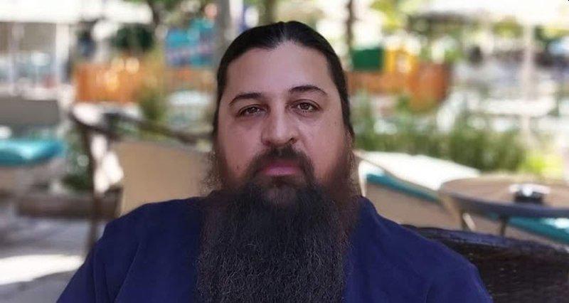 Ιερέας καταγγέλλει ότι έχασε την 14χρόνη κόρη του από ιατρικό λάθος