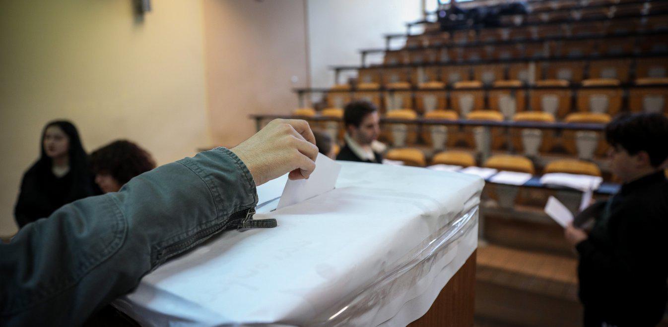 Η δεκαετία του ’80 να μπει… στο χρονοντούλαπο της Ιστορίας