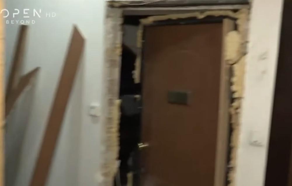 Εξάρχεια: Διέρρηξαν 15 γραφεία σε πολυκατοικία, τη «γλίτωσε» του Τσακαλώτου