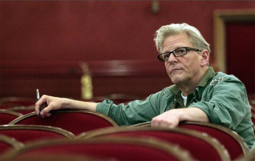 Παραπέμπεται σε δίκη ο Ζαν Φαμπρ για σεξουαλική παρενόχληση