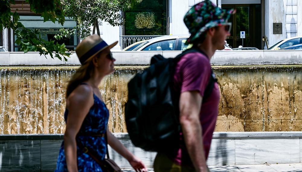 Ο κορονοϊός δεν πολεμιέται με καπρίτσια, απειλές και κούφιες δηλώσεις