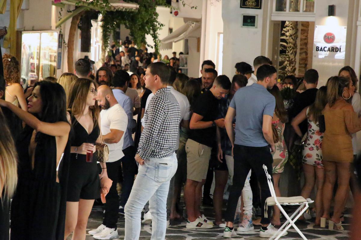 Σχέδιο «Μύκονος»: Drones και κάμερες παντού – Έτσι θα αποτρέπονται τα κορονοπάρτι [βίντεο]