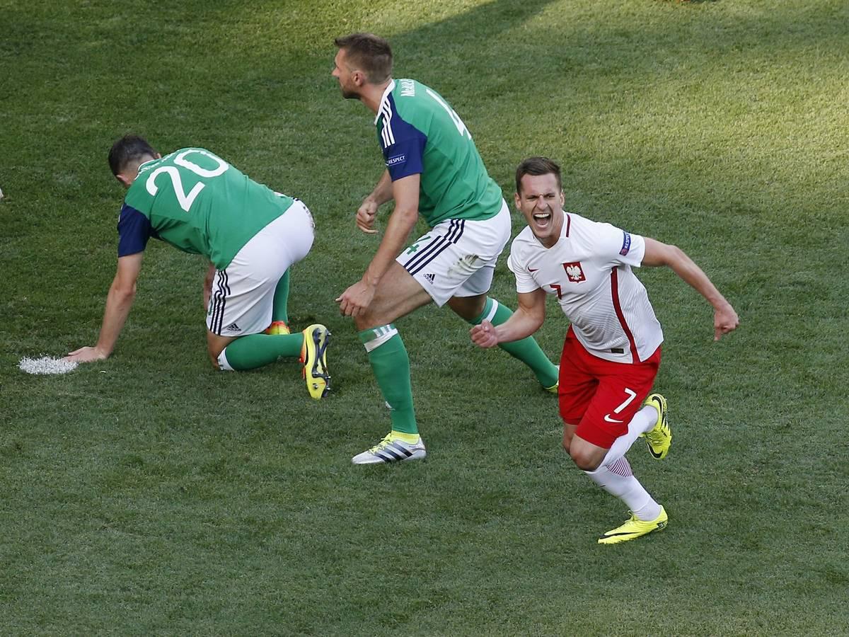 Euro 2020: Πλήγμα για την Πολωνία – Εκτός και ο Μίλικ