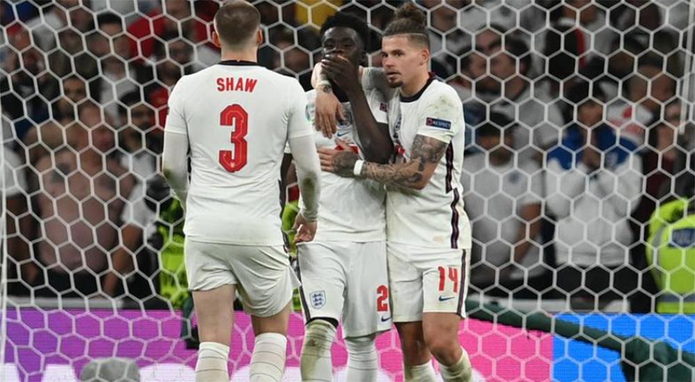 Euro 2020: Ρατσιστικές επιθέσεις σε Σάκα, Σάντσο και Ράσφορντ