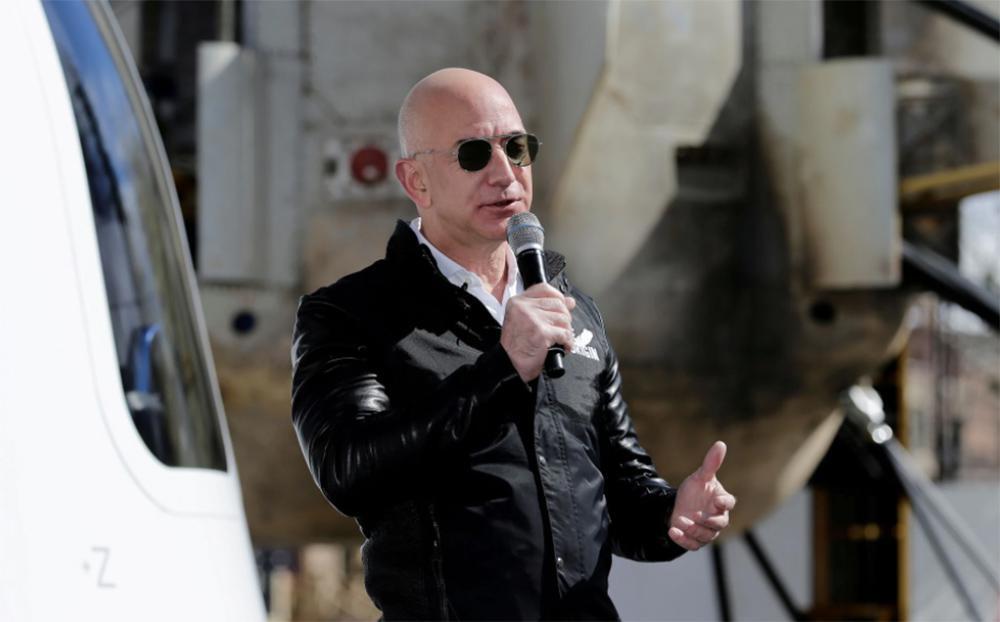 Blue Origin: Αντίστροφη μέτρηση και σκληρή εκπαίδευση για τον Μπέζος