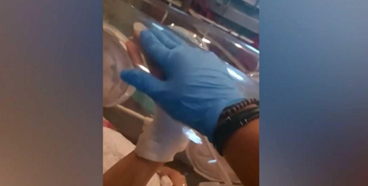 Δάκρυσαν όλοι με αυτό το βίντεο - Τι συνέβη κατά την αεροδιακομιδή 82χρονης