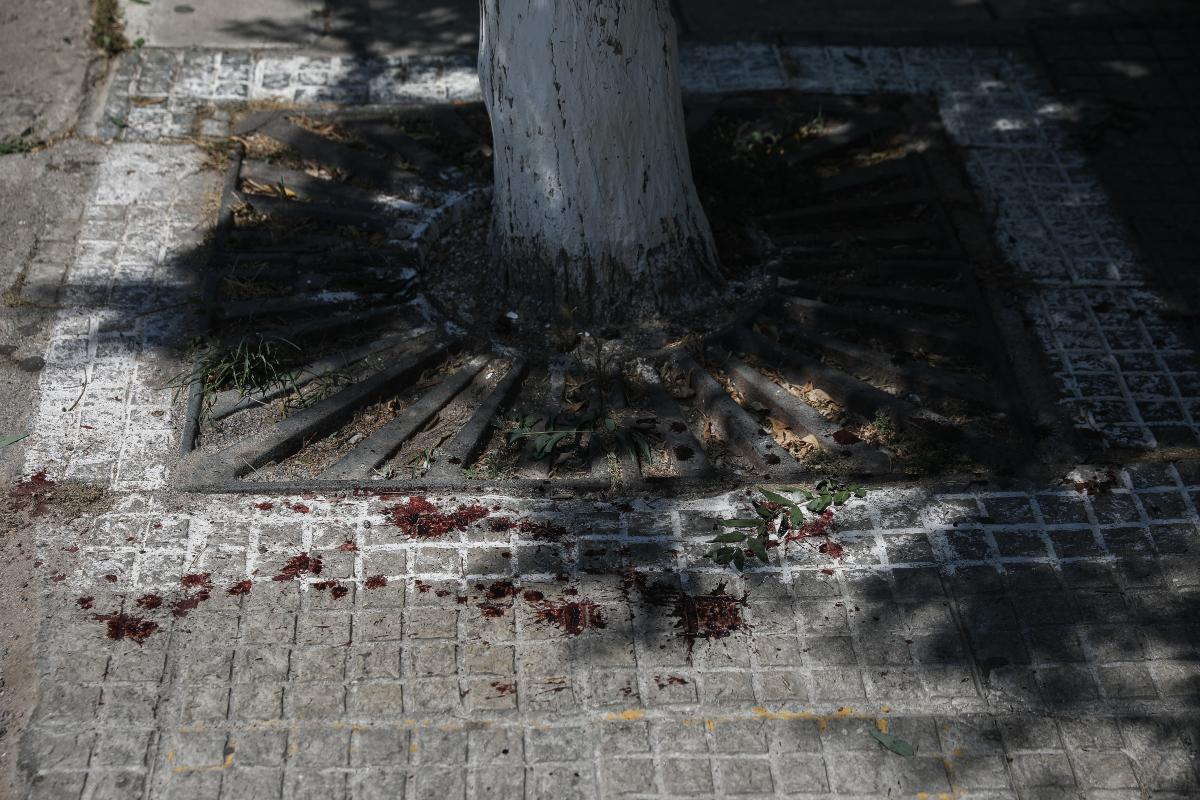 Ζωγράφου: Πρώην τρόφιμος ψυχιατρείου σκόρπισε τον τρόμο – Επιτέθηκε σε περαστικούς με ματσέτα, εκτός κινδύνου οι τραυματίες