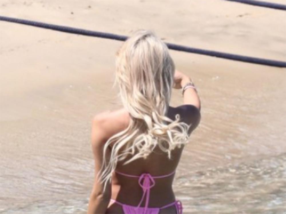 Αιθέριες υπάρξεις που αναστατώνουν την παραλία της Μυκόνου [εικόνες]