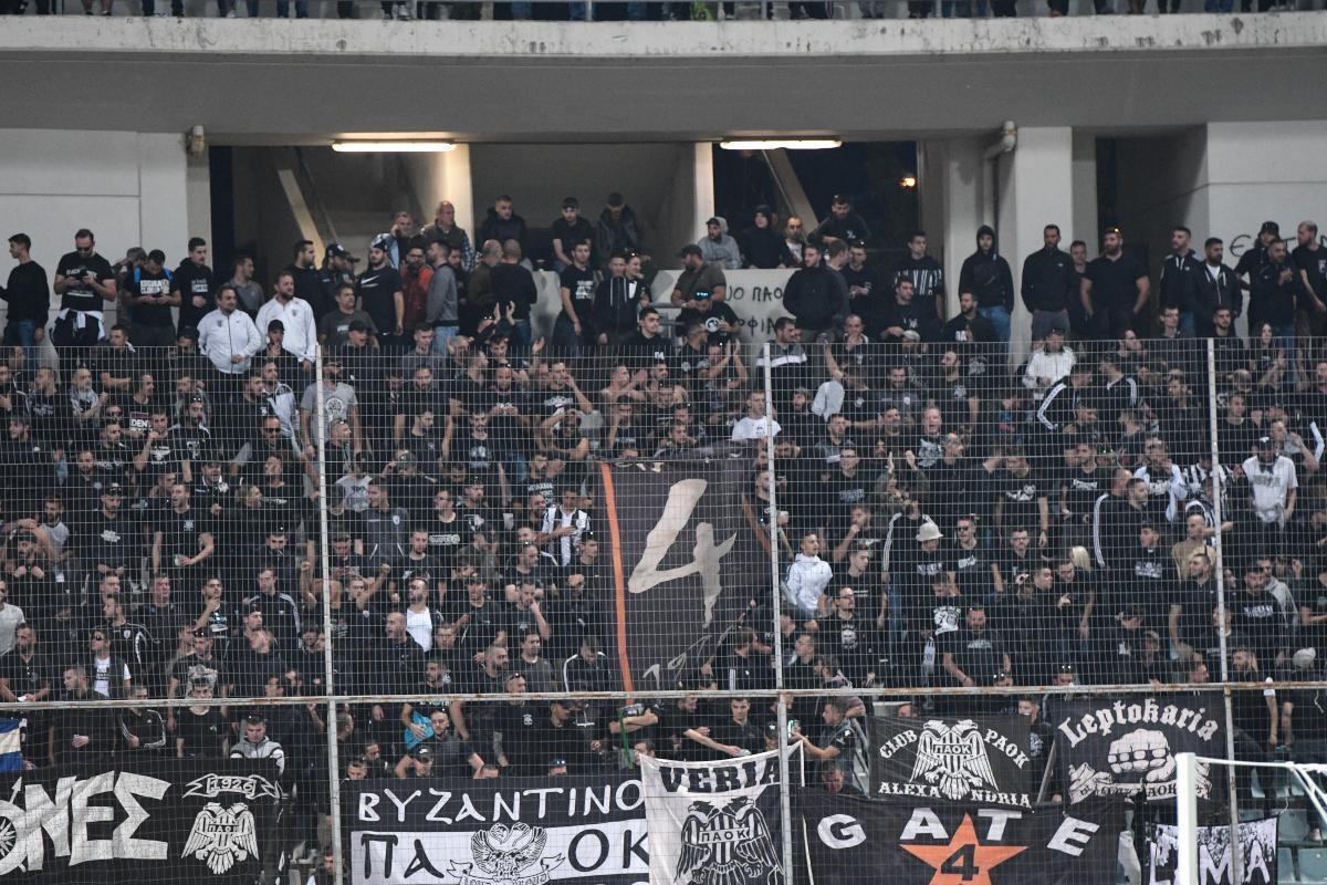ΠΑΟΚ: «Επανάσταση» στον Δικέφαλο του Βορρά – Κλείνουν την θύρα 4 οι οπαδοί