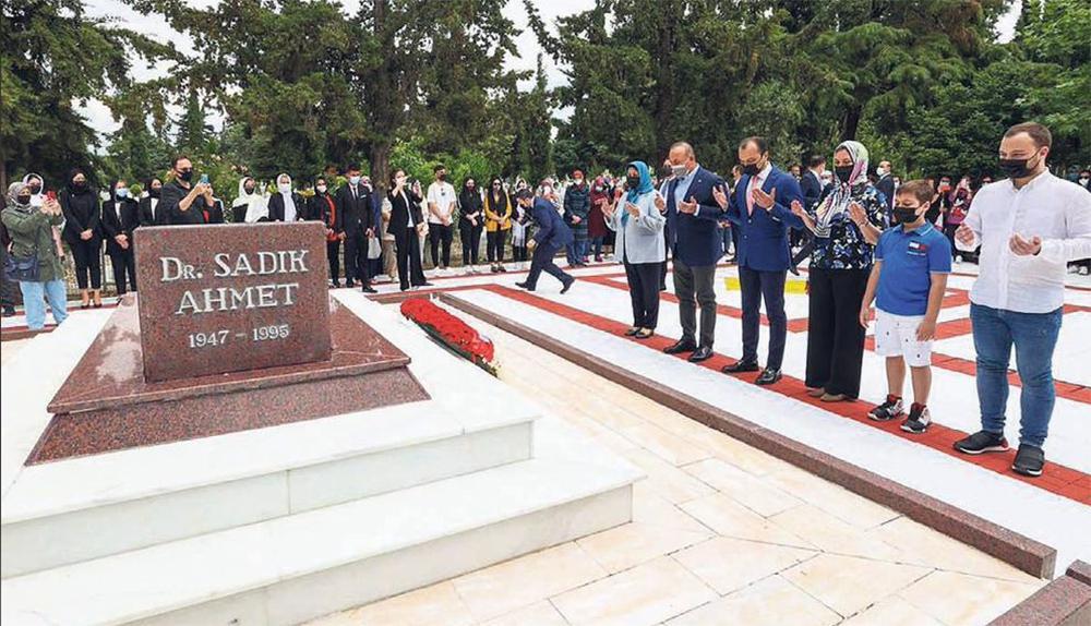 Φιέστα-πρόκληση στη μνήμη του πρώην βουλευτή Αχμέτ Σαδίκ