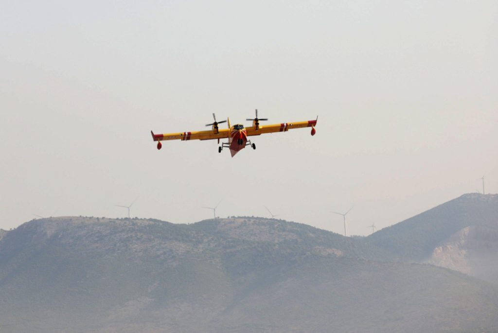 Γαλλία: Δύο ελληνικά Canadair CL-415 στα μέτωπα πυρός
