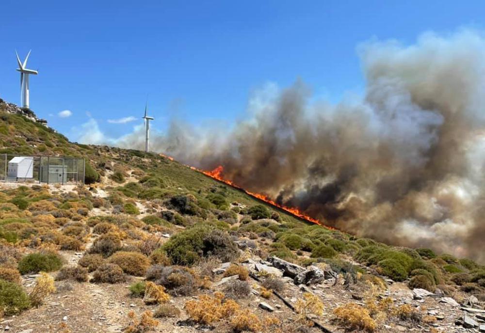 Φωτιά στην Εύβοια: Με πόσα χιλιόμετρα «ταξίδεψε» ο καπνός στην Αττική