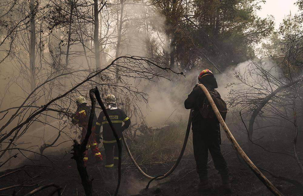 Φωτιά στα Ιωάννινα - Συναγερμός στην Πυροσβεστική