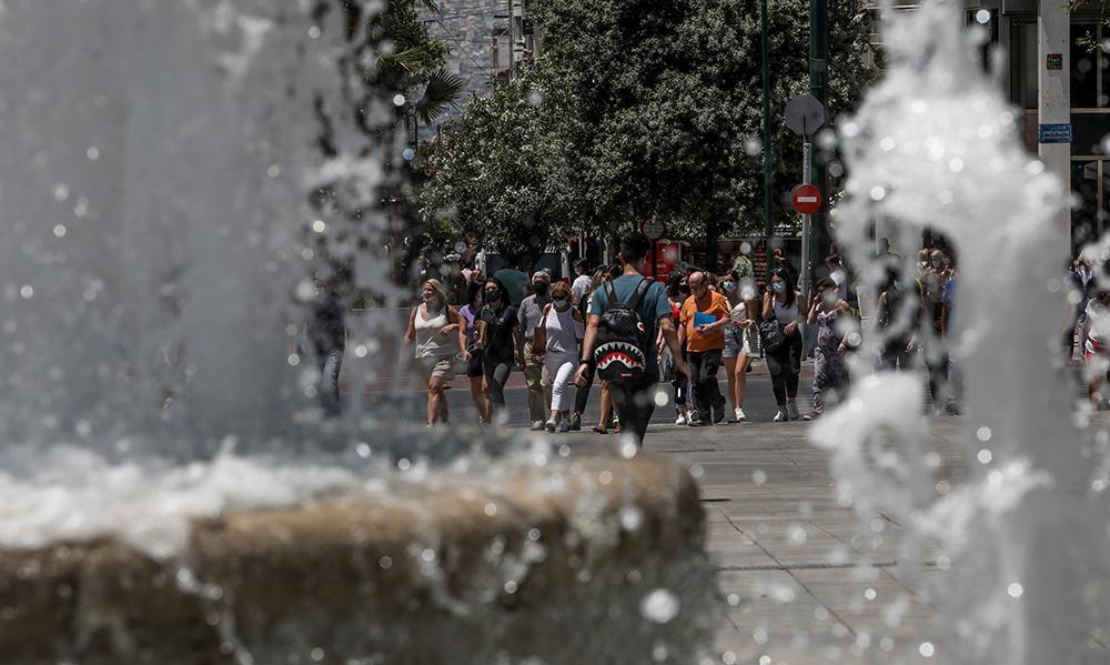 Καιρός Καύσωνας Καιρός: Ζέστη και αφρικανική σκόνη σήμερα Δευτέρα