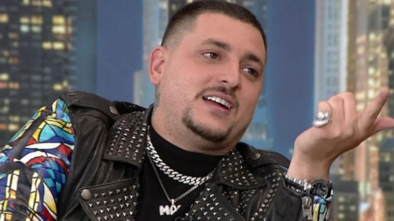 Βόλος: Πανικός στην παραλία – Λίγο έλειψε τα απόνερα του νερού να πνίξουν το 12χρονο κοριτσάκι