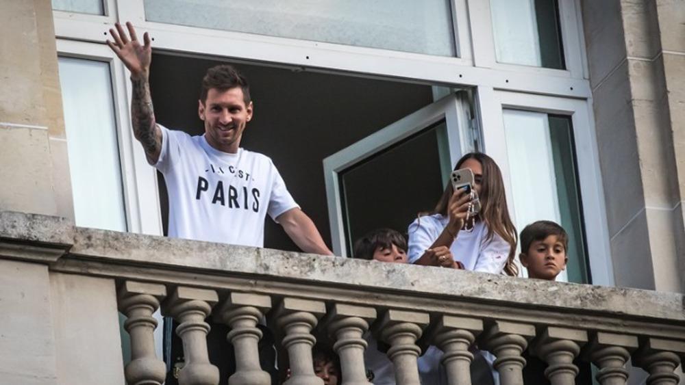 Η νέα ζωή του Μέσι στο Παρίσι [εικόνες & βίντεο]