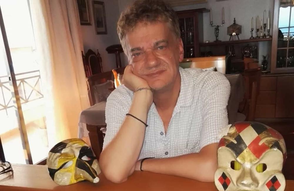 Στο νοσοκομείο με βαριά πνευμονία ο Τάκης Παπαματθαίου