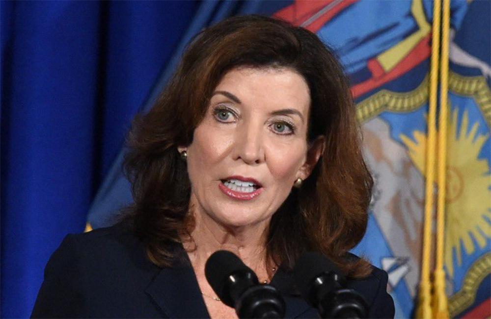 Κάθι Χότσουλ: Η πρώτη γυναίκα κυβερνήτης της Νέας Υόρκης
