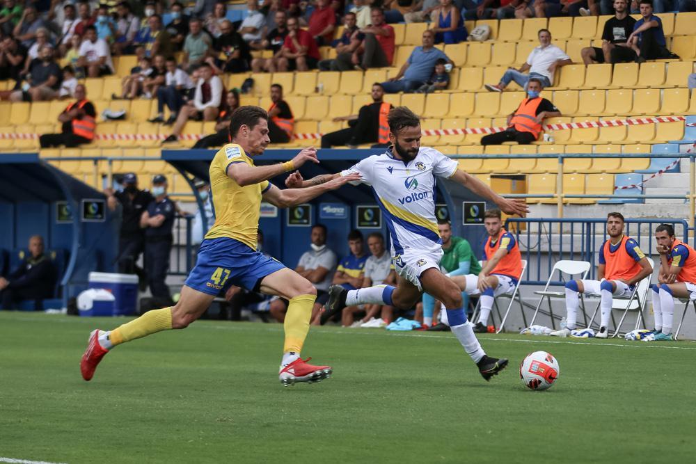 Super League 1: Αυλαία της σεζόν χωρίς γκολ και ποιότητα στο Αγρίνιο