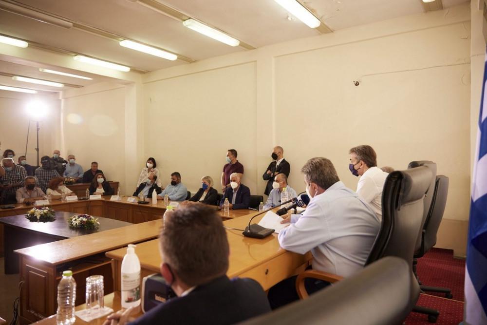 Μητσοτάκης σε αγρότες στα Φάρσαλα: Ο πρωτογενής τομέας πρωταγωνιστής στο αναπτυξιακό άλμα