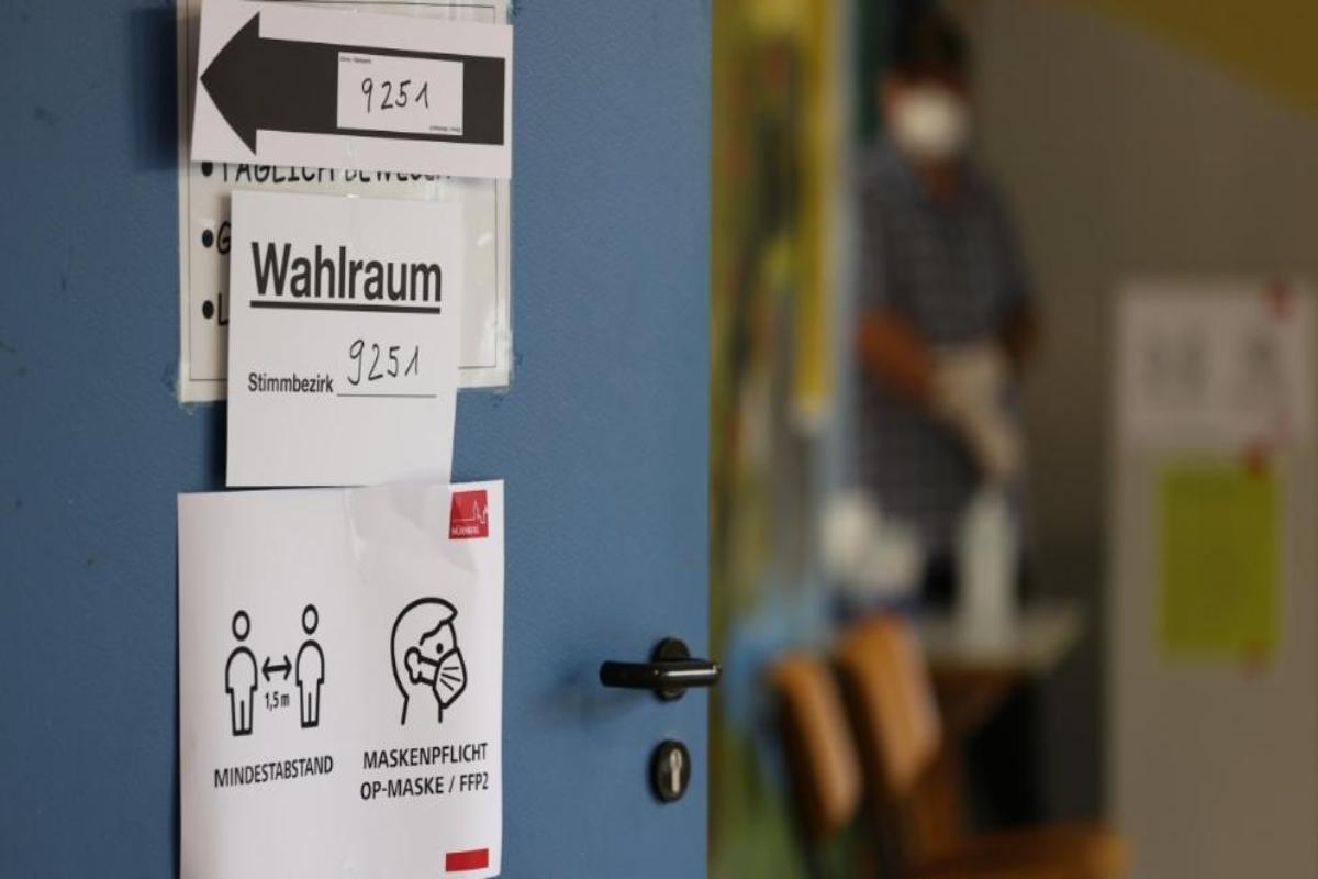 Γερμανικές Εκλογές: Ψηφίζουν οι Γερμανοί για τη μετά Μέρκελ εποχή - Στο 40% οι αναποφάσιστοι, μάχη για την πρωτιά