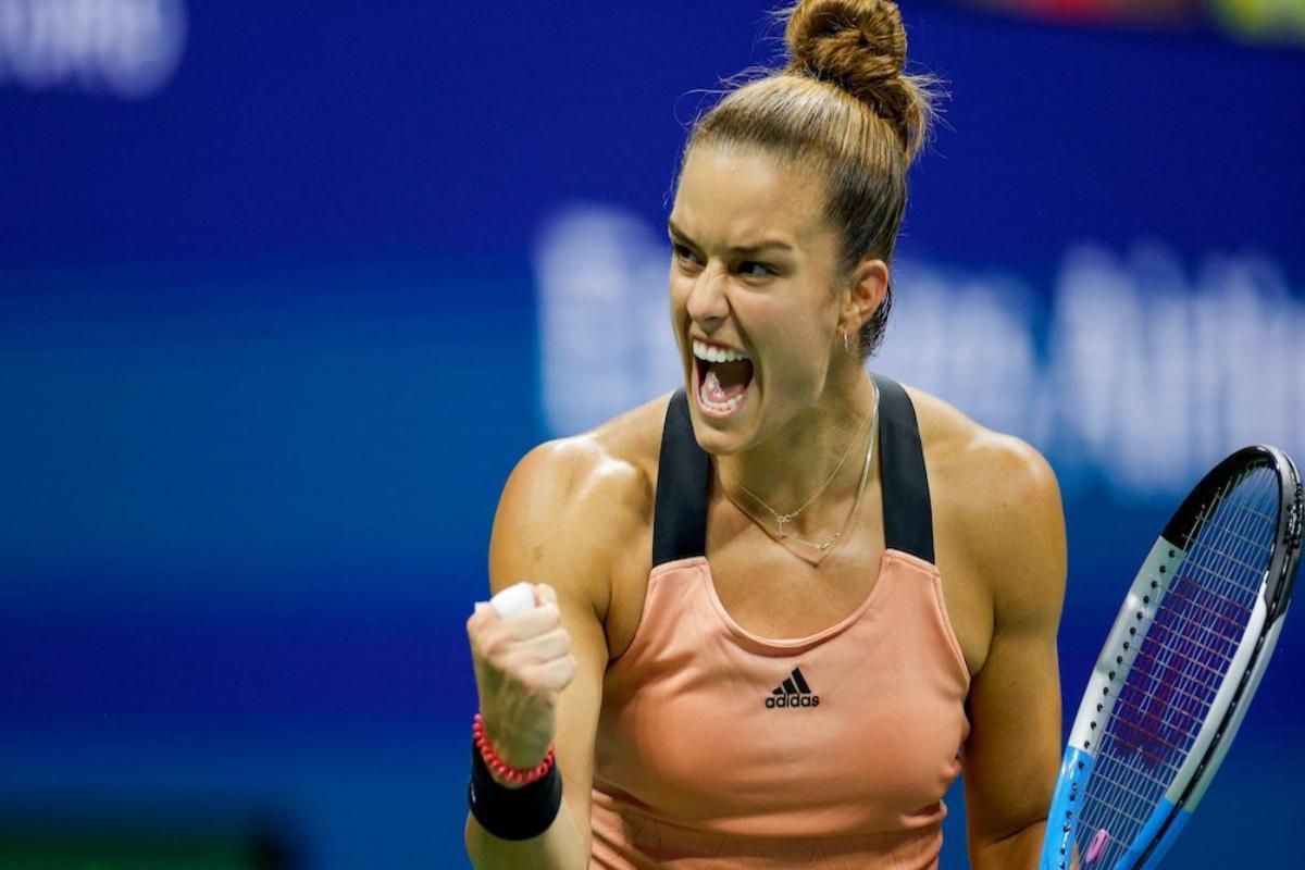 Μαρία Σάκκαρη: Αποθέωση από το ελληνικό κοινό στην Αυστραλία – Τα τραγούδια στις κερκίδες [βίντεο]