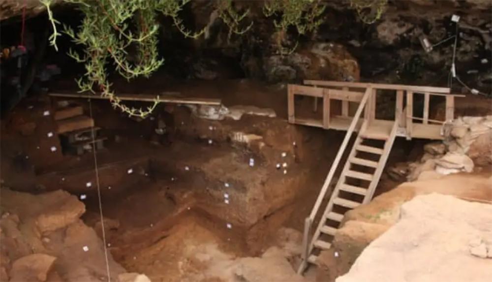 Μαρόκο: Ανακαλύφθηκαν εργαλεία 120.000 ετών για το ράψιμο ρούχων