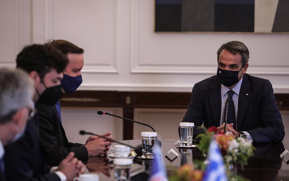 Συνάντηση Μητσοτάκη με Αμερικανούς γερουσιαστές - Τι συζήτησαν