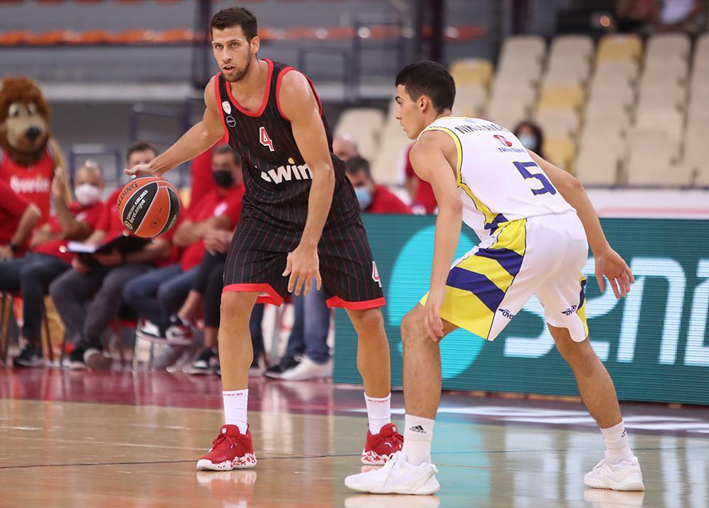 Τουρνουά κατά της COVID-19: Άνετα στον τελικό ο Ολυμπιακός