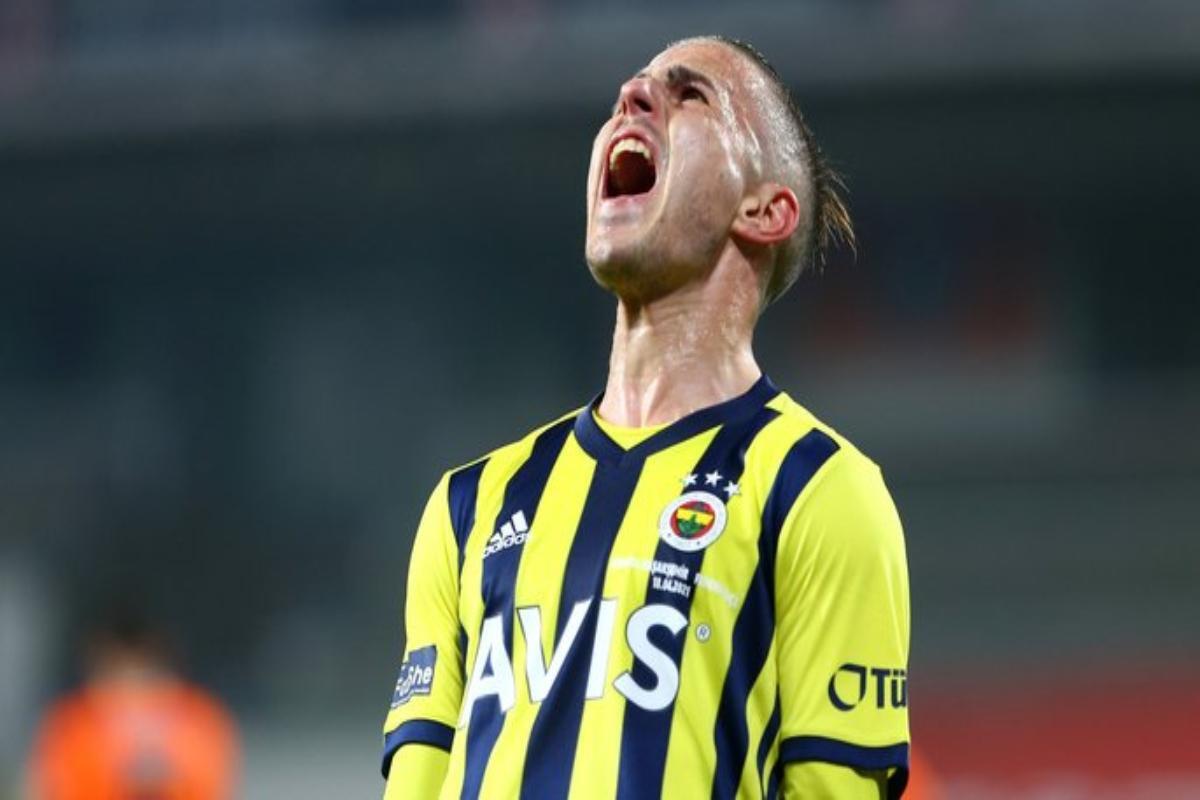 Αποθεώθηκε ο Πέλκας από τους οπαδούς της Φενέρ – Το χειροκρότημα που τον συγκίνησε [βίντεο]