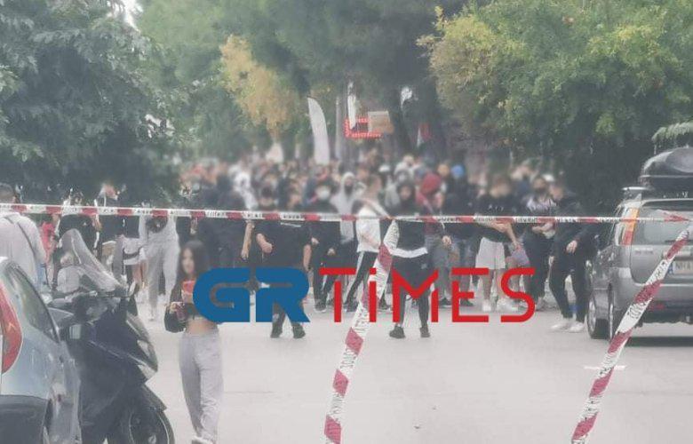 Ένταση στη Θεσσαλονίκη: Φωτιές και πέτρες έξω από το ΕΠΑΛ Ευόσμου