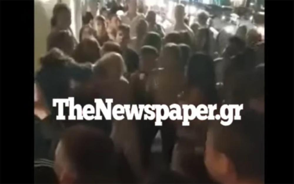 Απίστευτες εικόνες στον Βόλο: Άγριο επεισόδιο ανάμεσα σε κορίτσια