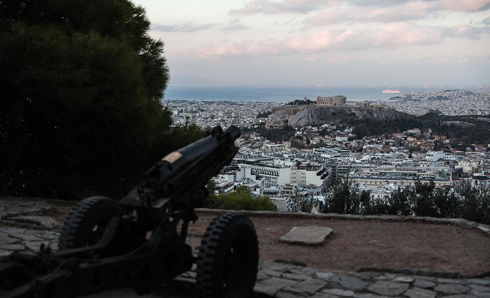 28η Οκτωβρίου: Μπλόκαρε το κανόνι για τις τιμητικές βολές