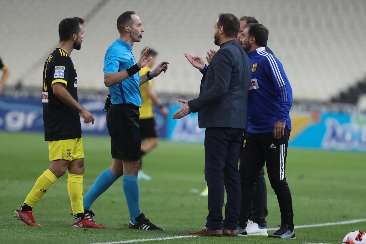 ΑΕΚ – Άρης: Τρίτο ημίχρονο στο ΟΑΚΑ – Οργή από τους Θεσσαλονικείς, καταγγέλλουν προπηλακισμό του Νιαρχάκου