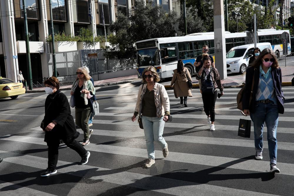 Κορονοϊός: Άλλαξε και πάλι ο επιδημιολογικός χάρτης - Επέστρεψε το «βαθύ κόκκινο» σε 17 περιοχές της Ελλάδας