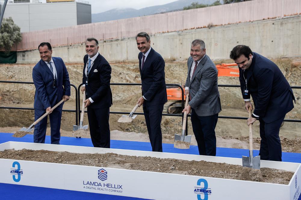 Ο Μητσοτάκης εγκαινίασε το νέο data center της Lamda Hellix