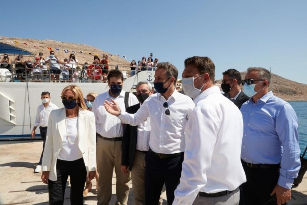 Στη Χάλκη ο Μητσοτάκης: Γίνεται το πρώτο GR-eco νησί της Ελλάδας