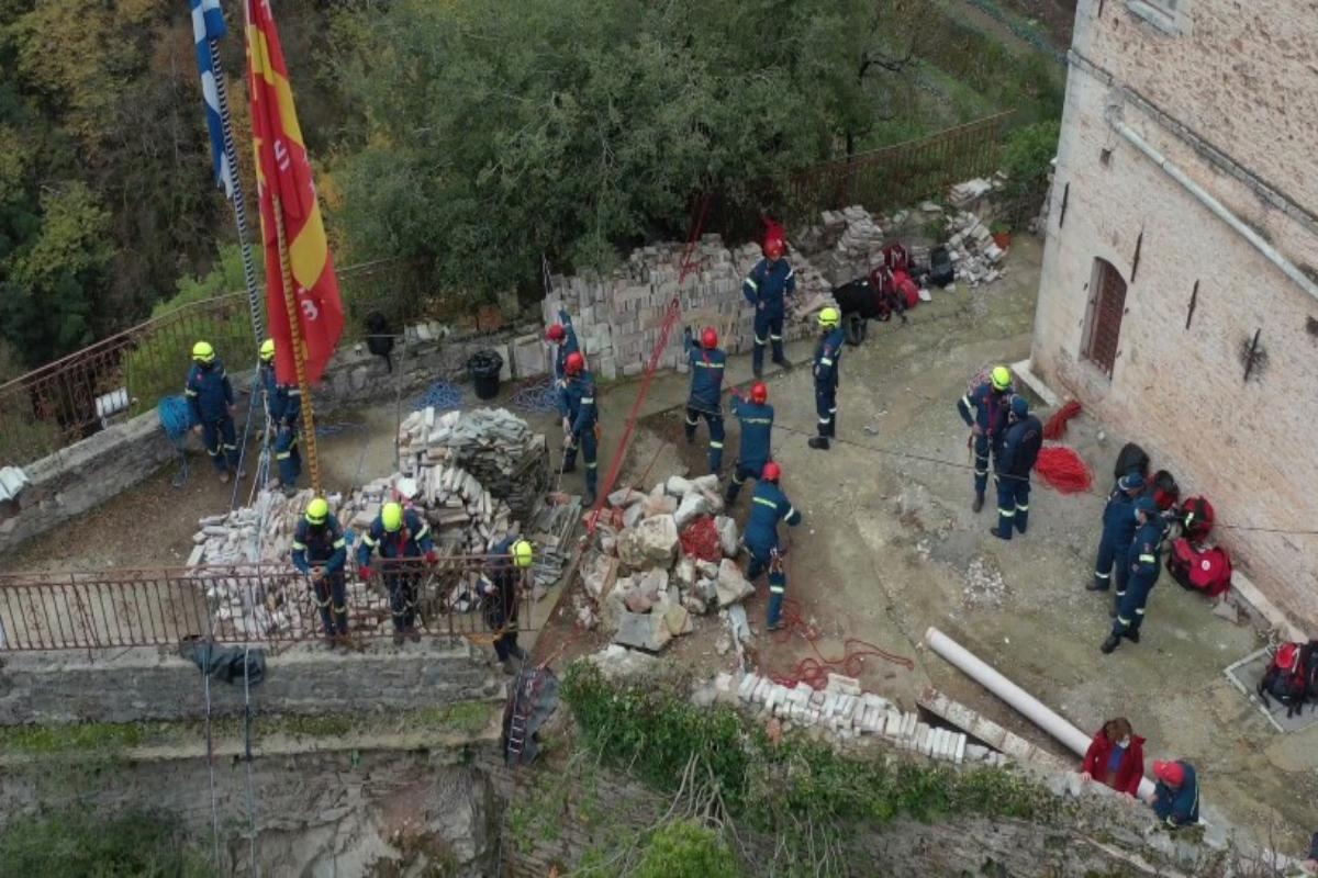 Ηρακλής 2021: Εντυπωσιακή άσκηση της 7ης ΕΜΑΚ στον Προυσσό Ευρυτανίας – Συγκλονιστικά πλάνα από τους Up Stories [βίντεο]