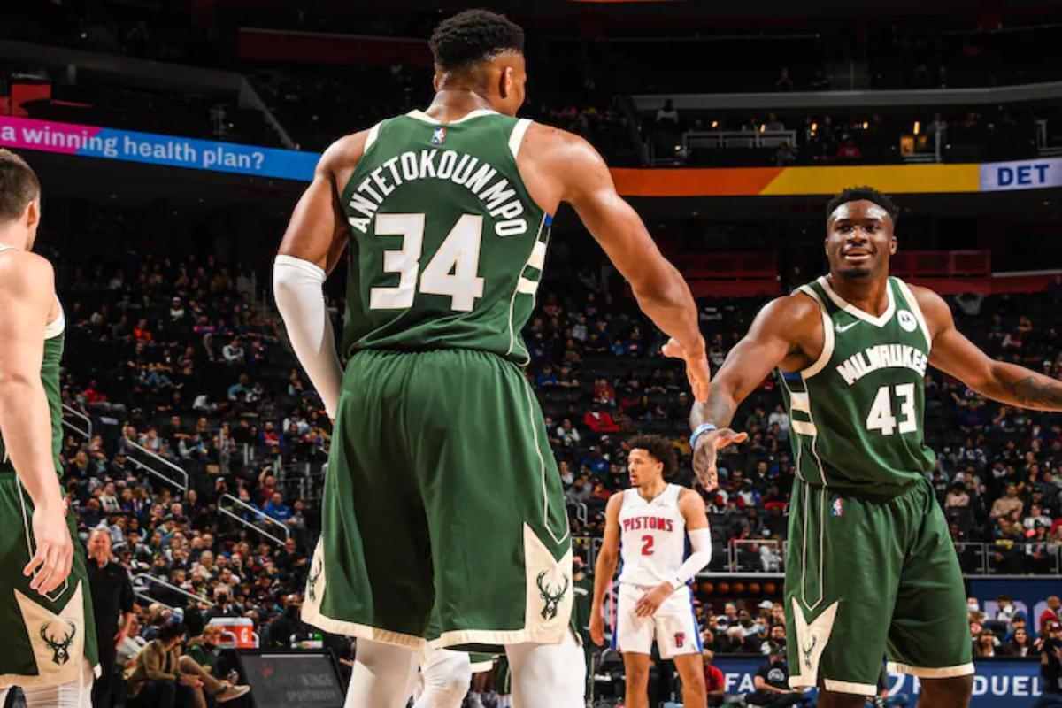 Γιάννης Αντετοκούνμπο: Υγιής αλλά αμφίβολος για τους Σέλτικς