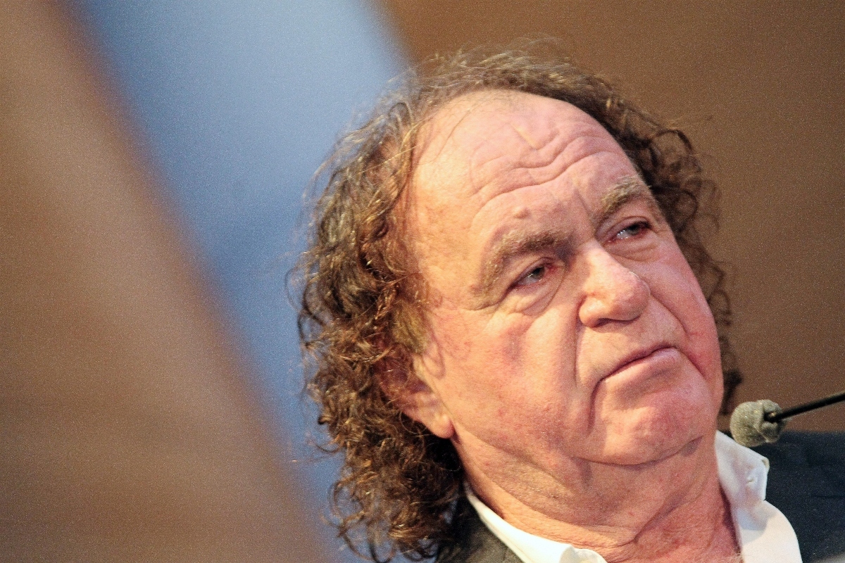 Παναγιώτης Κελεσίδης: Δίνει το ματς της ζωής του ο παλαίμαχος τερματοφύλακας του Ολυμπιακού – Με κορονοϊό στο «Τζάνειο»