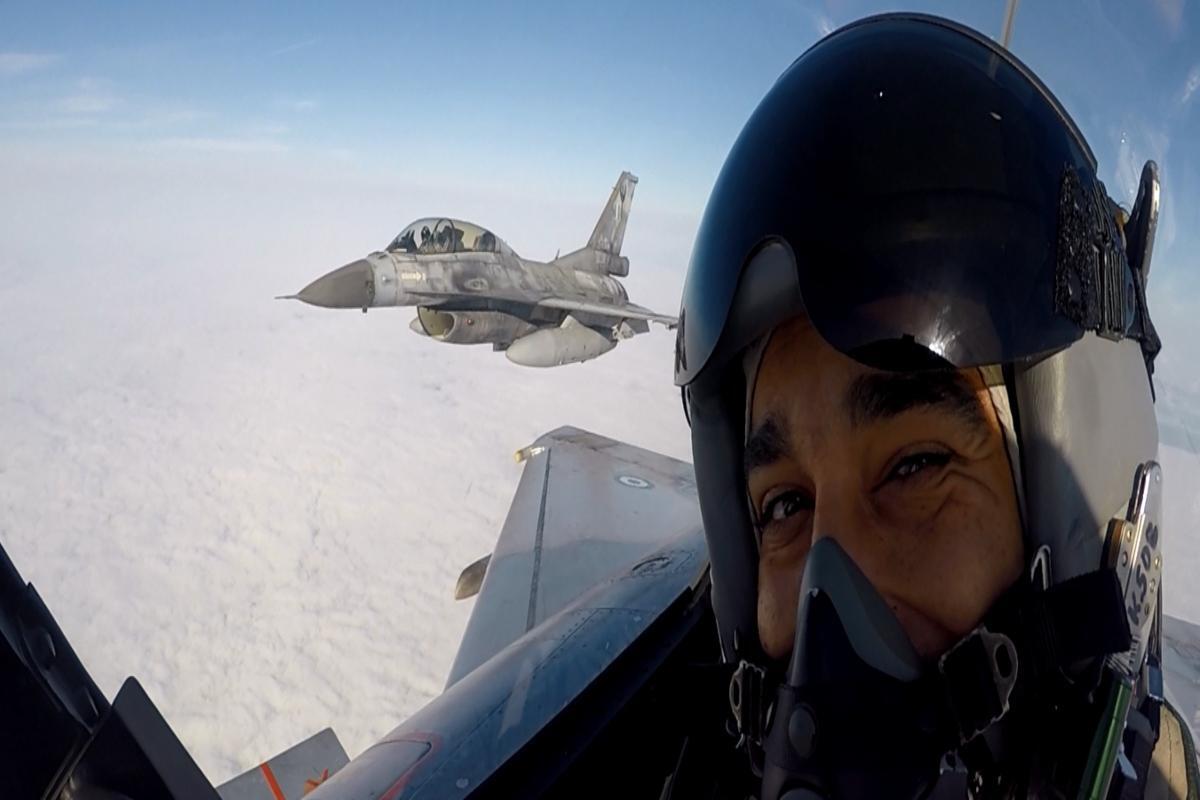 Πολεμική Αεροπορία: Πτήση στους αιθέρες μαζί με τους Ικάρους του Αιγαίου – Εντυπωσιακές εικόνες, τα μηνύματα της πολιτικής ηγεσίας