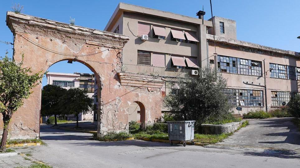Μπάχαλο, το ελληνικό