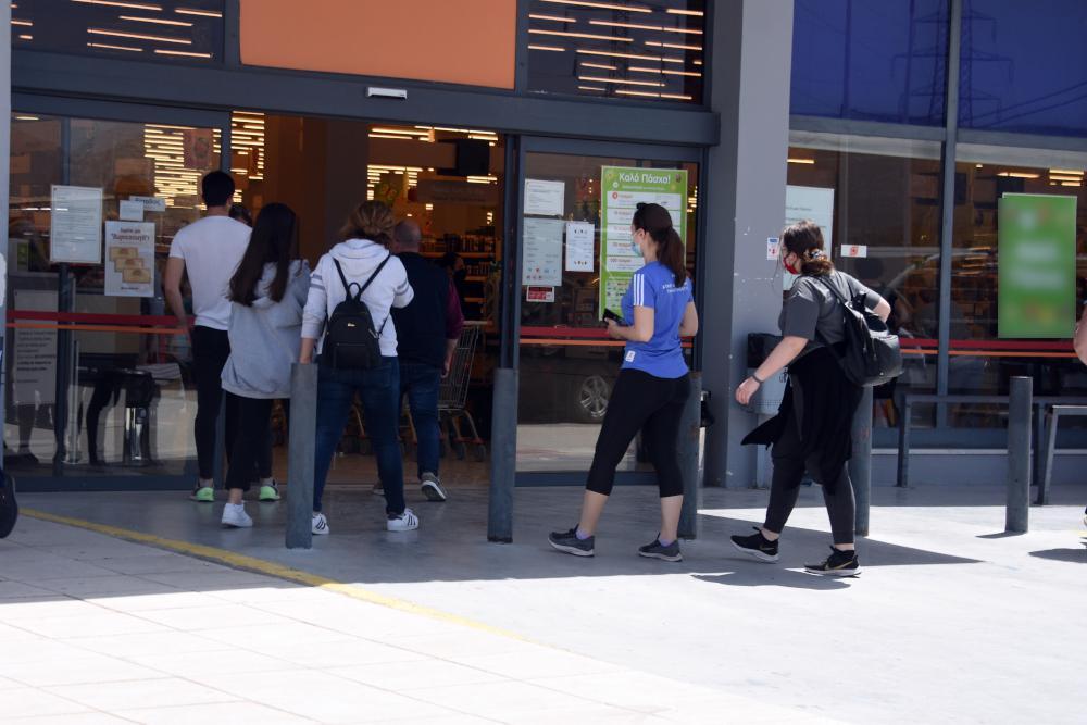 Με rapid test στα σούπερ μάρκετ; - Τι απάντησε ο Οικονόμου