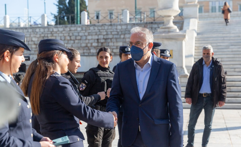 Θεοδωρικάκος: Θέμα πολιτισμού να μπει τέλος στη βία κατά των γυναικών