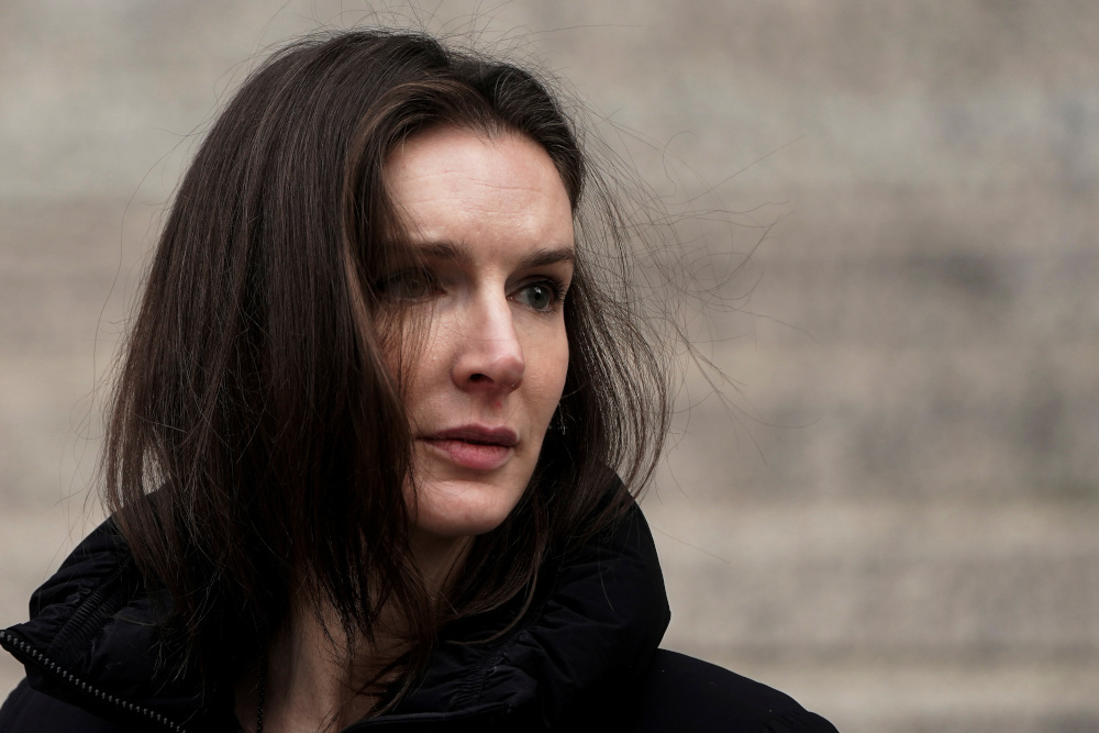 Η «μαντάμ» στα όργια του Έπσταϊν - Ποια είναι η Γκιλέιν Μάξγουελ